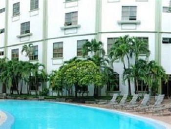 Holiday Hotel พนมเปญ ภายนอก รูปภาพ