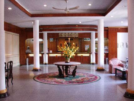 Holiday Hotel พนมเปญ ภายนอก รูปภาพ