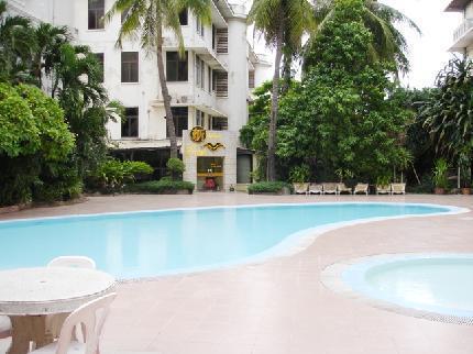 Holiday Hotel พนมเปญ ภายนอก รูปภาพ